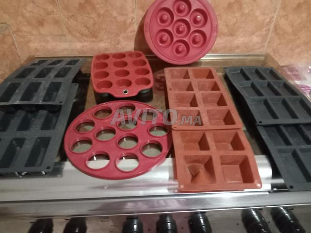 Vends moules à pâtisserie en silicone