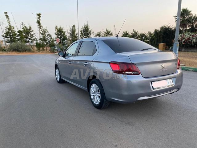 Peugeot 301 diesel 2018 toutes options carte grise