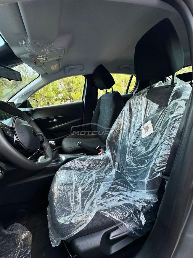 Peugeot 208 style ww 
