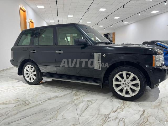 Range Rover vogue essence à Rabat - 2