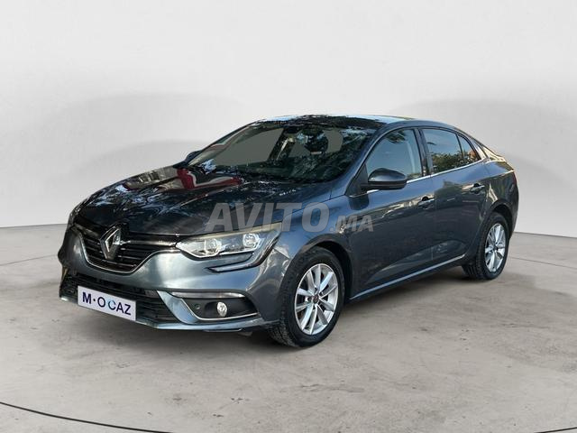 RENAULT. Megane