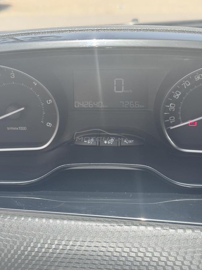 Voiture 2008 en très bon état 46000 km