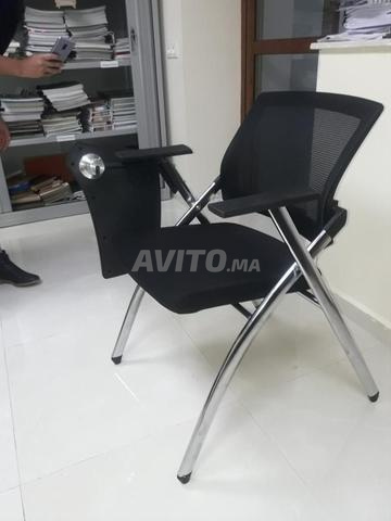 Chaise d'écriture pour formation