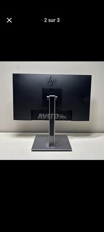 شاشة كمبيوتر ماركة HP - 2