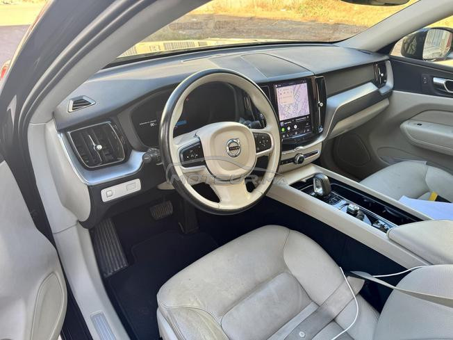 Volvo XC60 B4