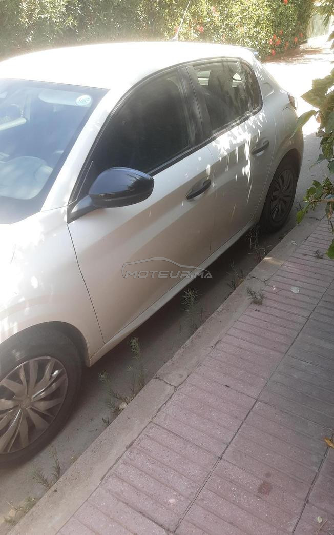Peugeot 208 Diesel Manuelle 2023 à Casablanca