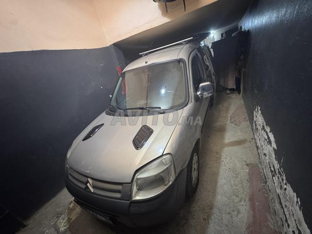 Citroën Berlingo modèle 2005 Salé - 2