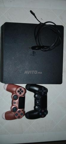PS4 Slim 1T avec 2 manettes d'origine - 2