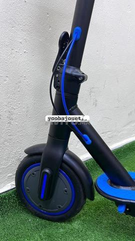 TROTTINETTE ÉLECTRIQUE