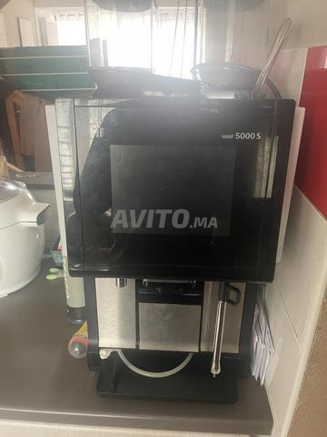 Machine à café professionnelle à réviser - 2