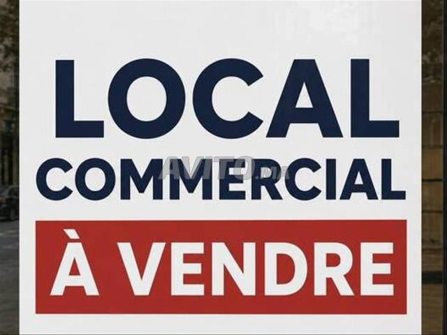 Local commercial 1600 m² 3 façades sur le boulevard Malabata
