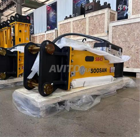 مطرقة هيدروليكية SOOSAN SB 43 BOX (375 كجم) - 2