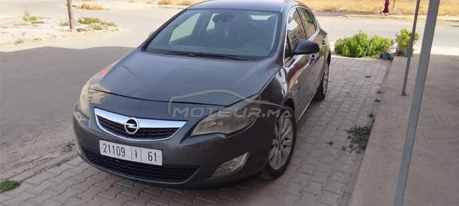 Opel Astra J 1.7 CDTI 130 ch