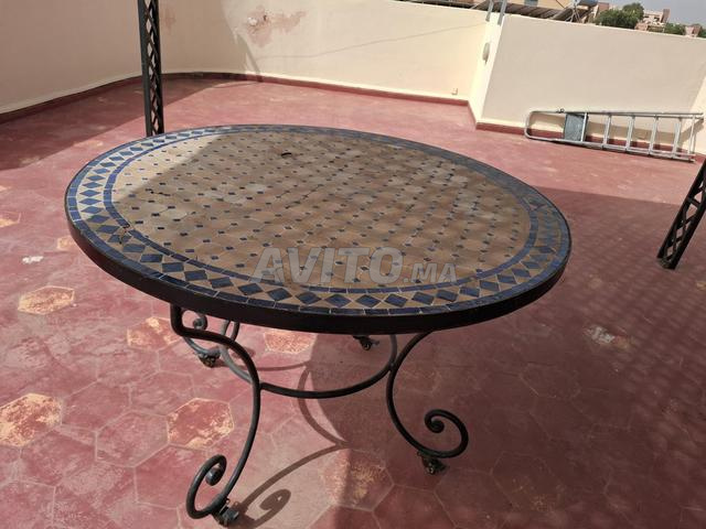 Table de jardin zellij fassi et fer forgé