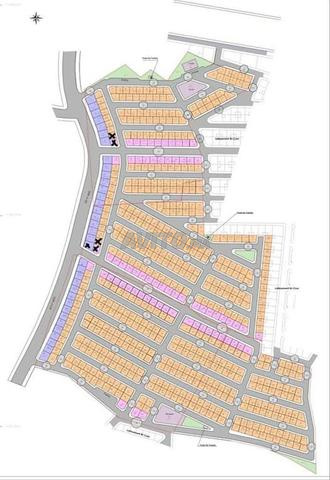 Terrain à vendre dans la subdivision Kamal, en face du marché aux poissons