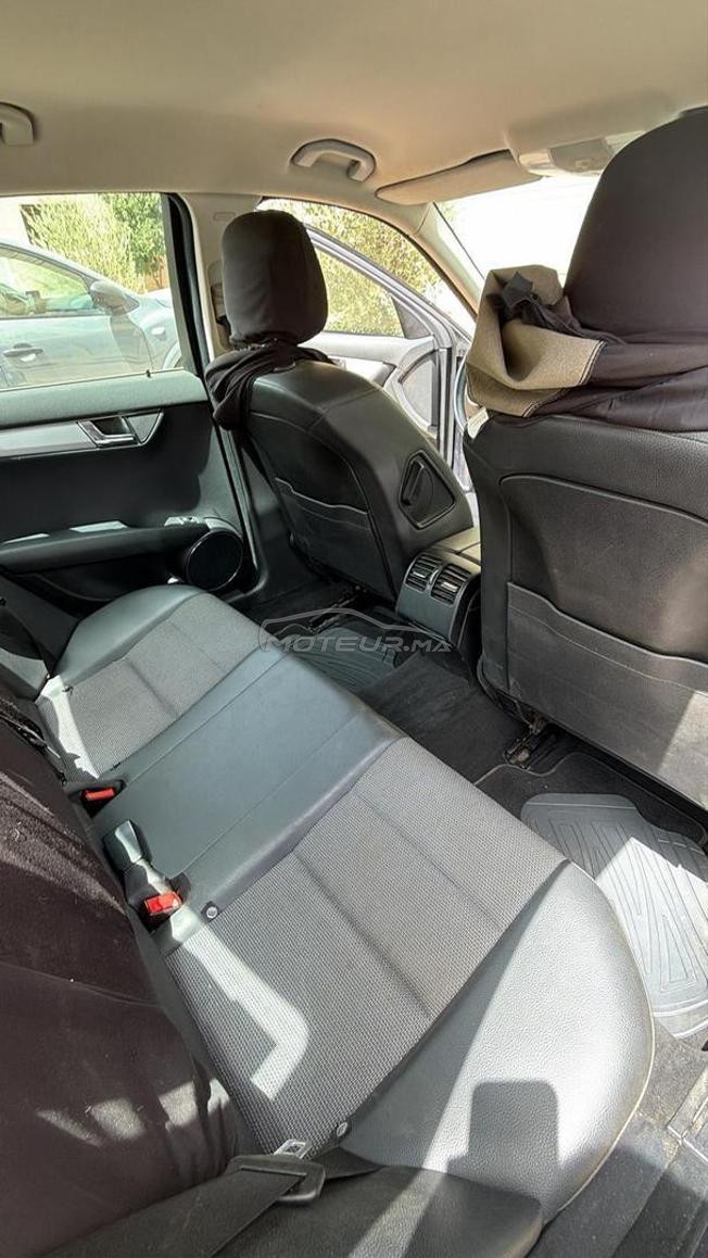 A vendre üne voiture