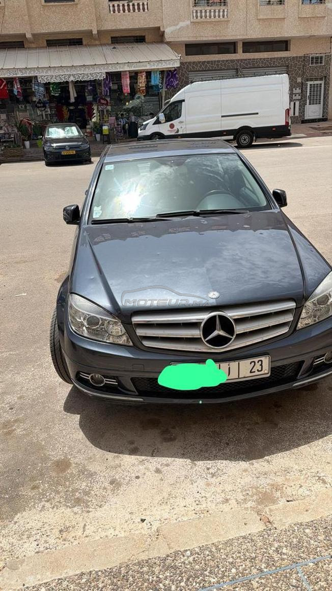 A vendre üne voiture