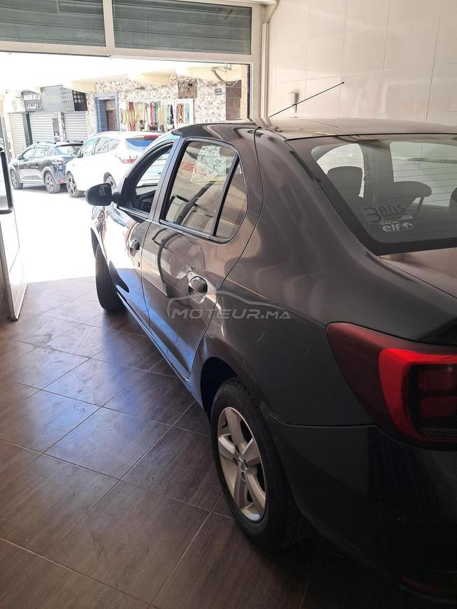 je vends ma dacia logan de 2017 en excellent état