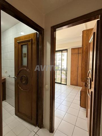 Appartement à louer 142 m² à Rabat