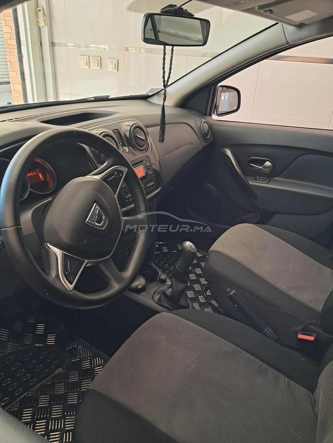 je vends dacia logan de 2017 en excellent état 