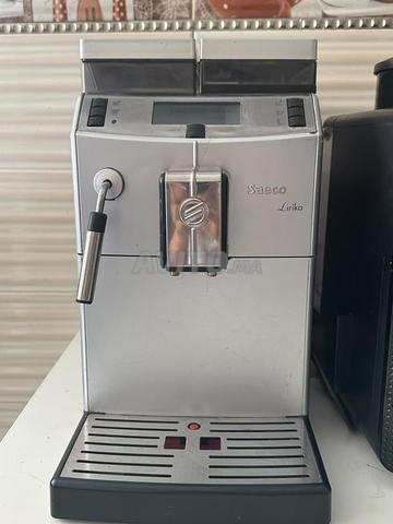 Machine à café automatique SAECO - 2