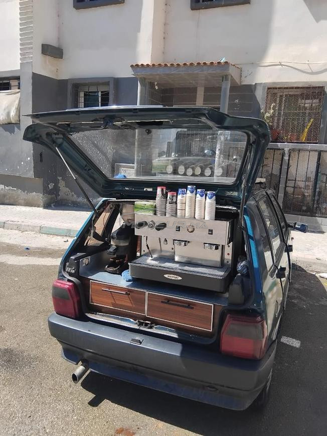السيارة مقهى متنقلة للبيع 