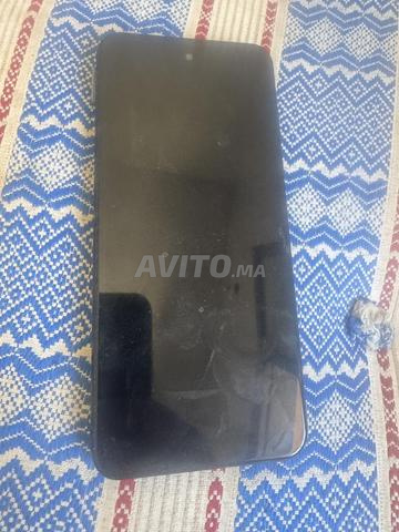 82usjsjhzuo2خدام باقي جديد شكرا تمن 1700dh - 2