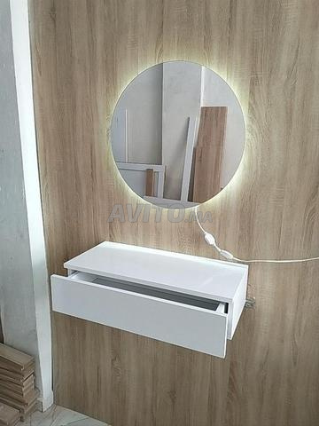 Miroir et rangement