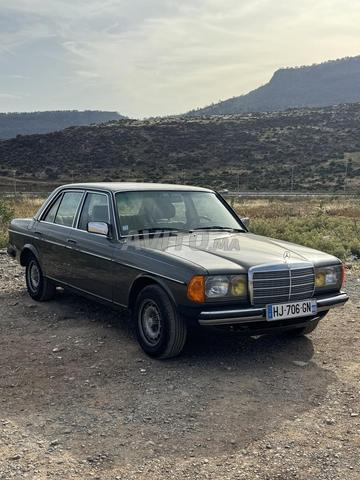 Mercedes 230e - 2