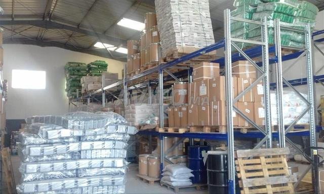 Vente de rayonnages lourds en état neuf