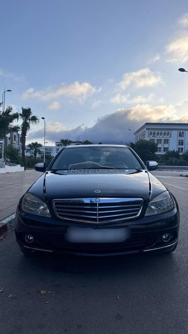 MERCEDES CLASSE C220 PREMIERE MAIN 