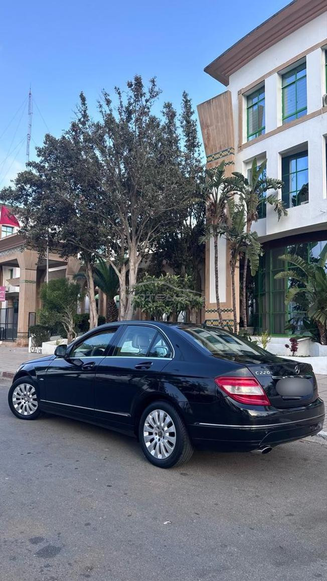 MERCEDES CLASSE C220 PREMIERE MAIN 