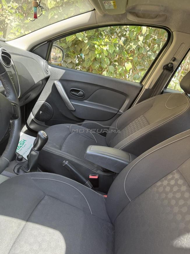 dacia sandero premain main