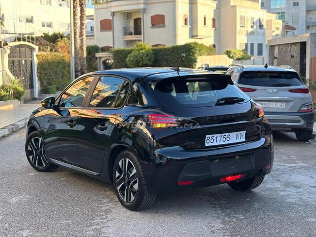 Peugeot 208 www 00klm 