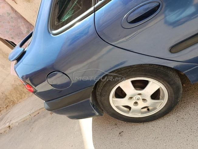 رينو لاغونا بنزين يدوي 2000 في وجدة