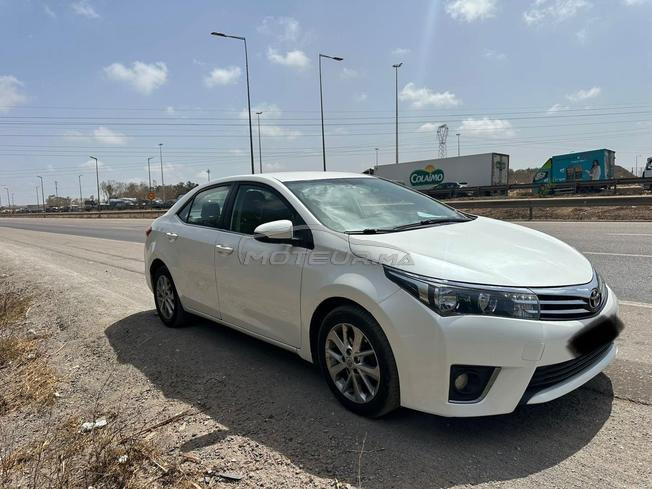 voiture Toyota Corolla 