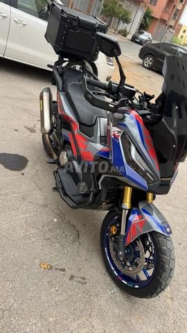 Honda X-ADV 750 Modèle 2021 tout option - 2