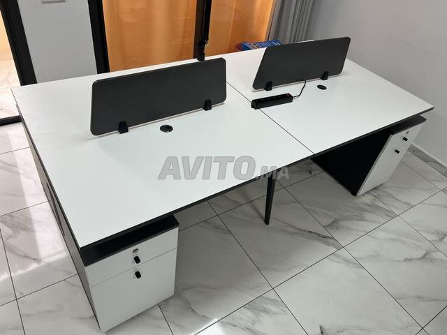 Bureau moderne 4 places - 1,20m*2,40m