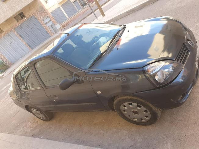 Renault Clio 2 classique essence 2007