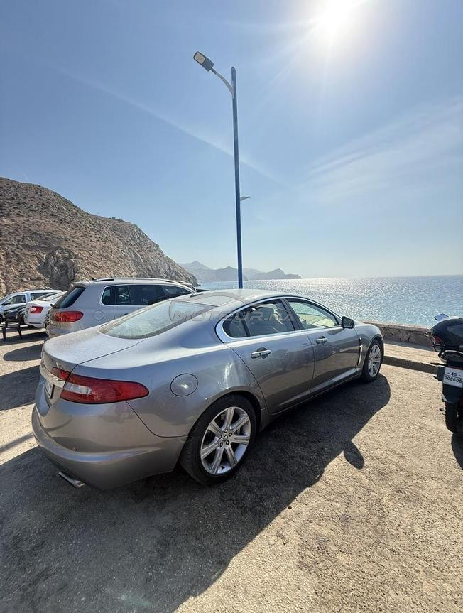 Jaguar XF X250 3.0D V6 Premium Luxury – 2010