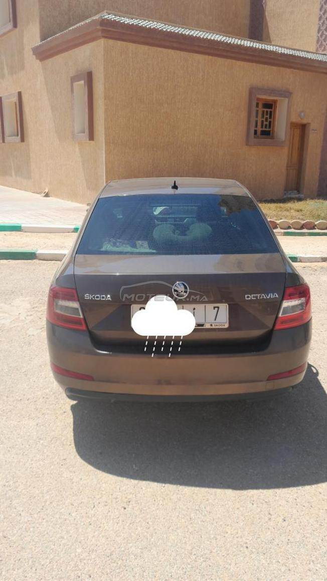 سيارة رائعة في حالة جيدة بدون عيوب