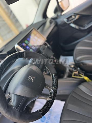 Peugeot 208 Diesel Manuelle 2017 à Temara