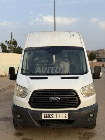 Ford Transit 3 panneaux 2016 à Salé - 2