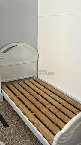 أسرة للبيع