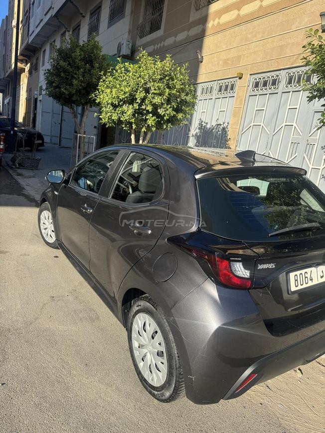 toyota yaris hybrid 2022 