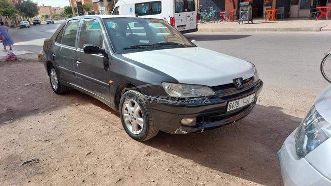 Peugeot 306 Essence Manuelle 1996 à Oujda