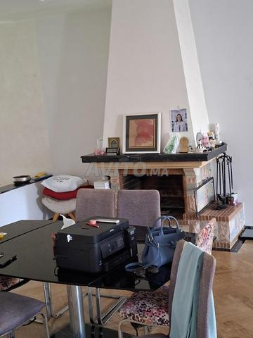 A vendre une jolie villa en face CFC.