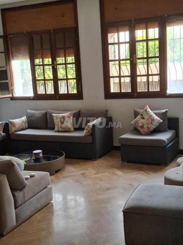 A vendre une jolie villa en face CFC.