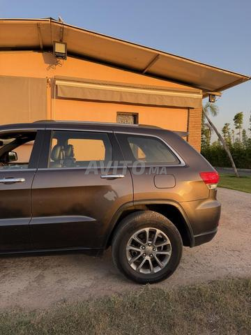 Jeep Grand Cherokee - 2