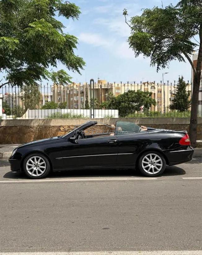 classe clk 200 essence automatique cabriolet 